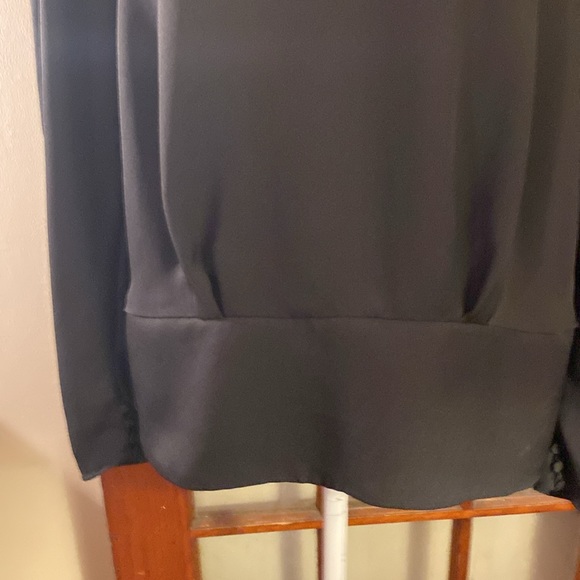 Express Womens Puff Sleeve V-neck Ruffle Shoulder Long Sleeve Top Black Size L - Picture 7 of 11